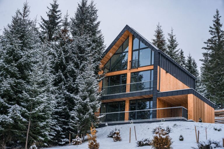 Dom 100-120 m² – jaki projekt wybrać dla rodziny 2+2?